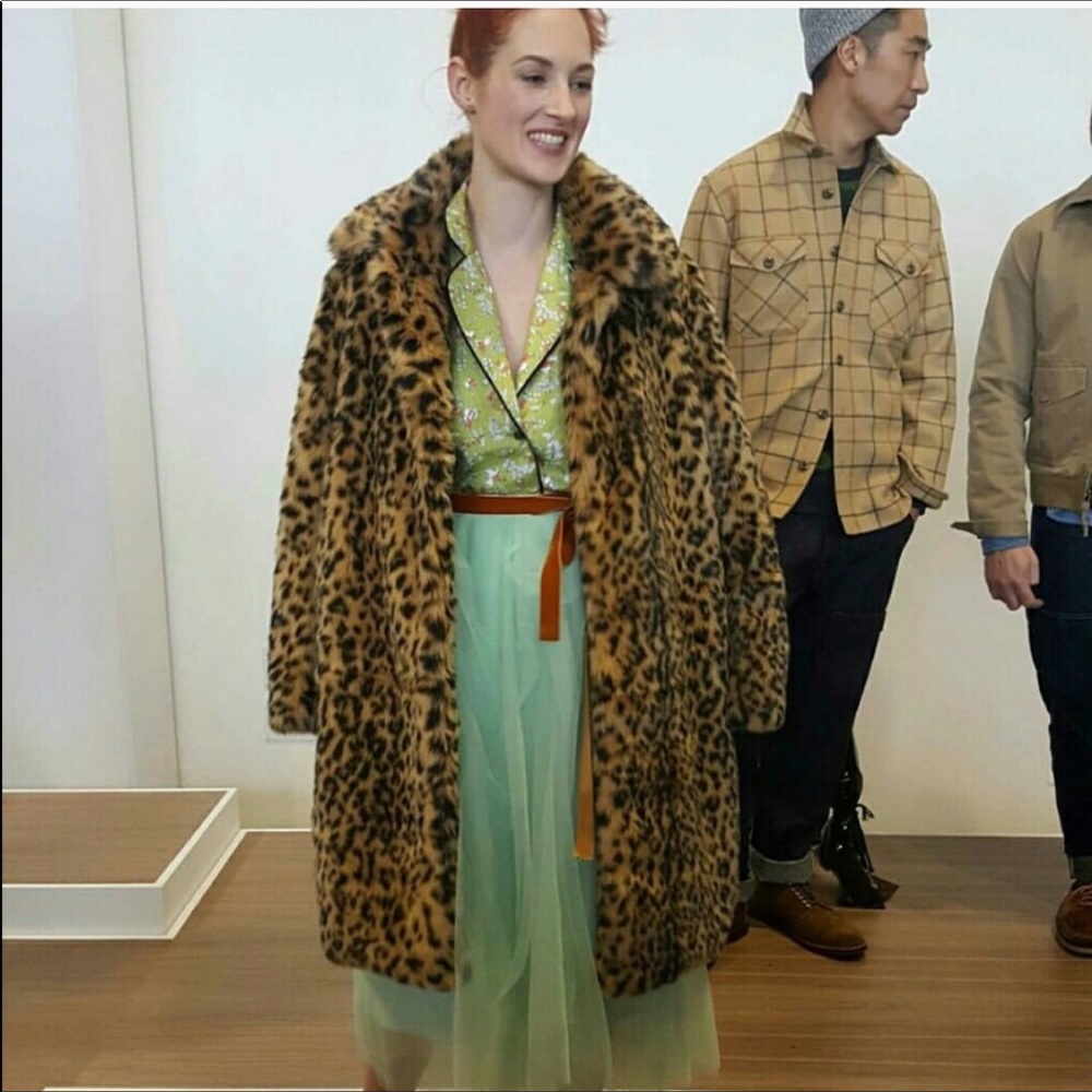 [FOREVER 21]  FAUX FUR CHEETAH LEOPARD COAT